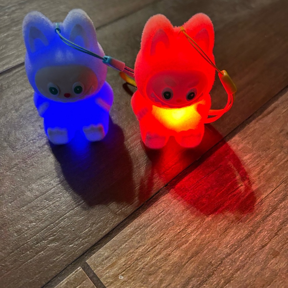 LED Labubu Toys - Blue and Red keychain
